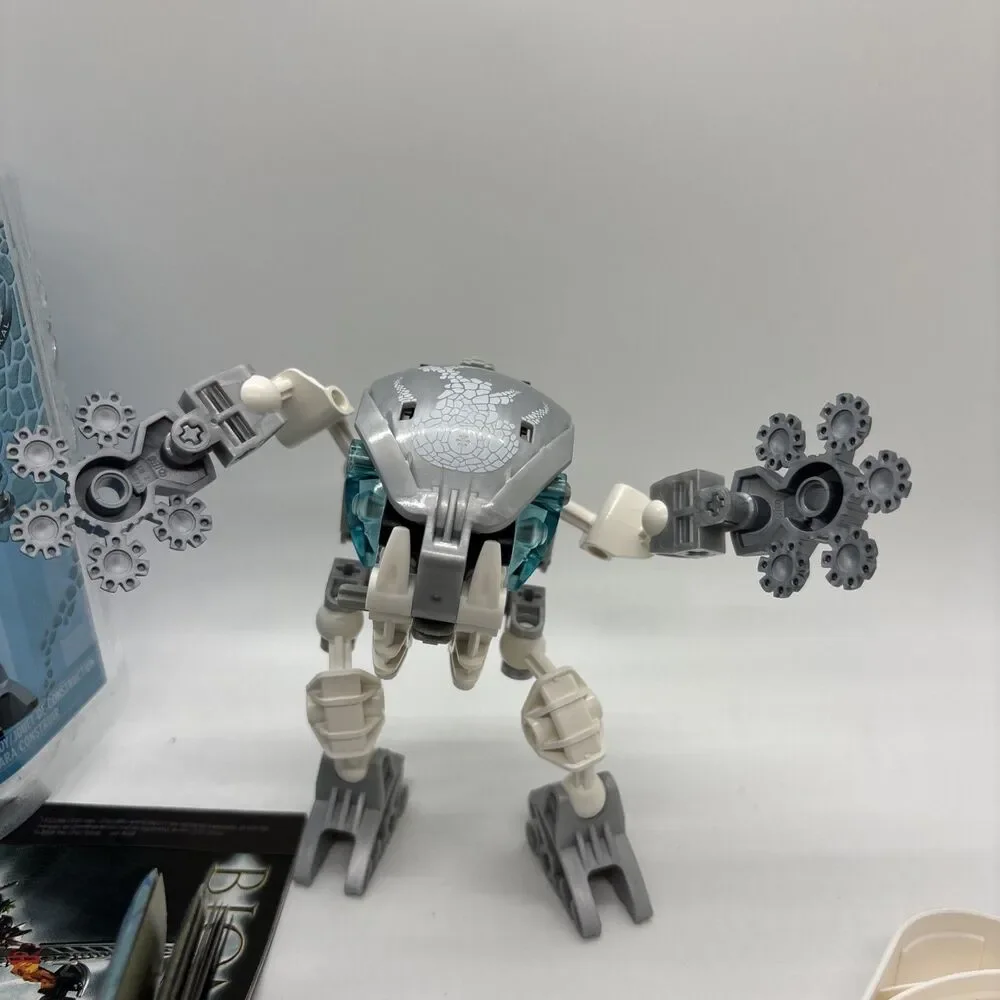 LEGO BIONICLE: Kohrak-Kal 8575 - Complete Set (w/ Disc,Canister, Instructions)